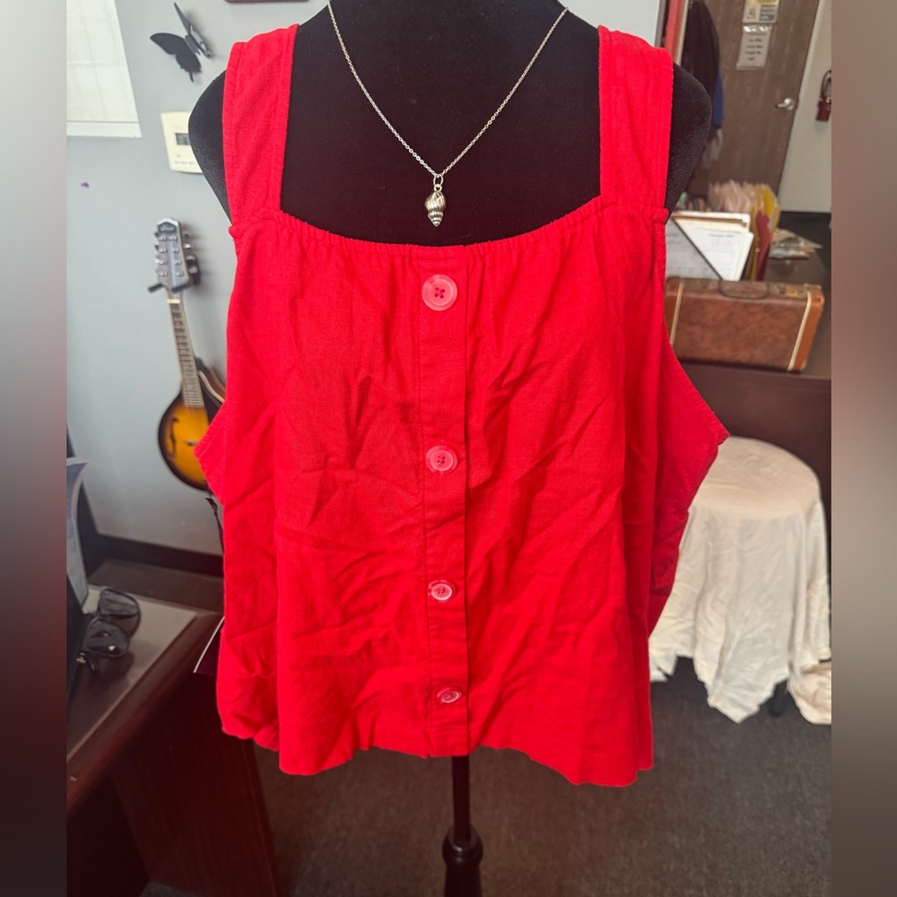 Women’s 3X Red Cropped Linen Button Shirt
